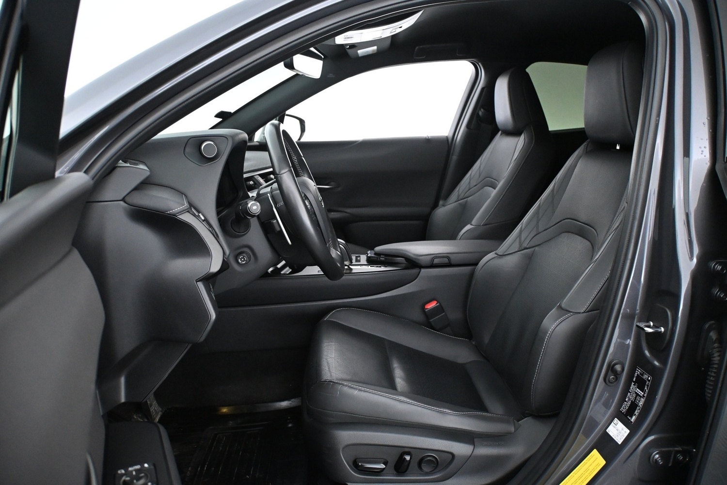 Lexus UX vaihtoauto