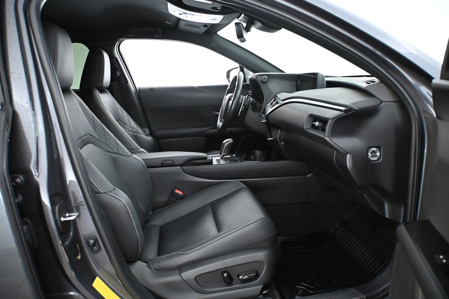 Lexus UX vaihtoauto