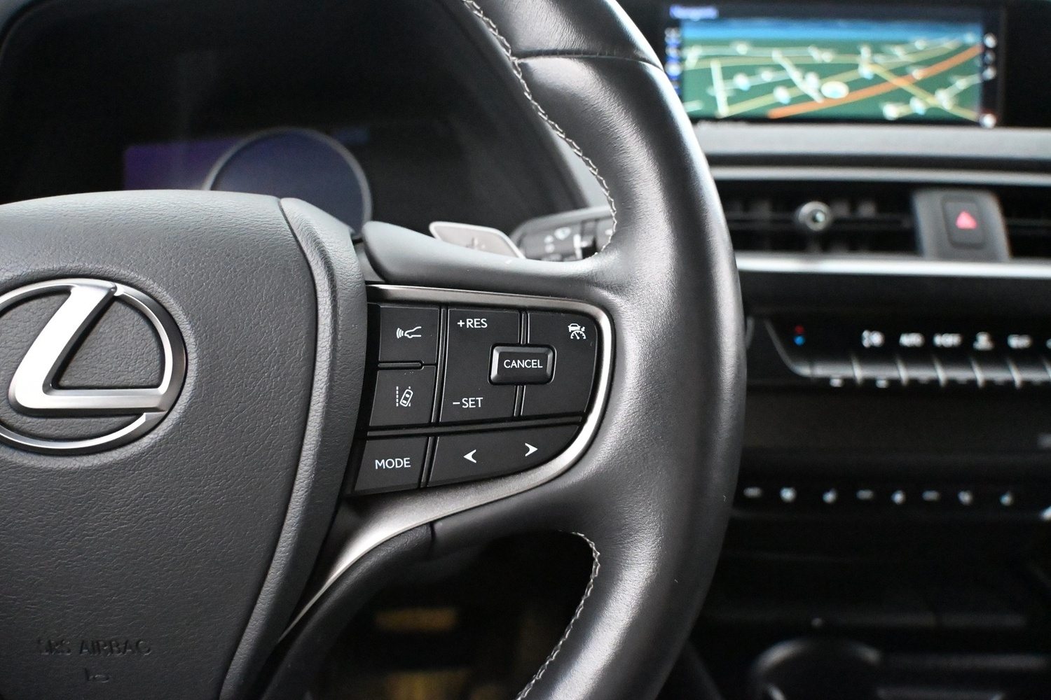 Lexus UX vaihtoauto