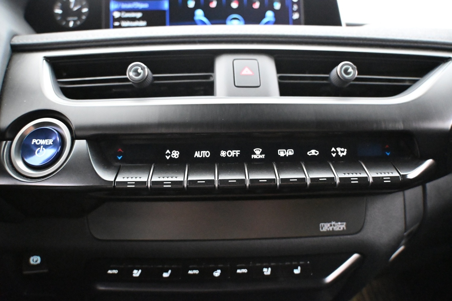 Lexus UX vaihtoauto
