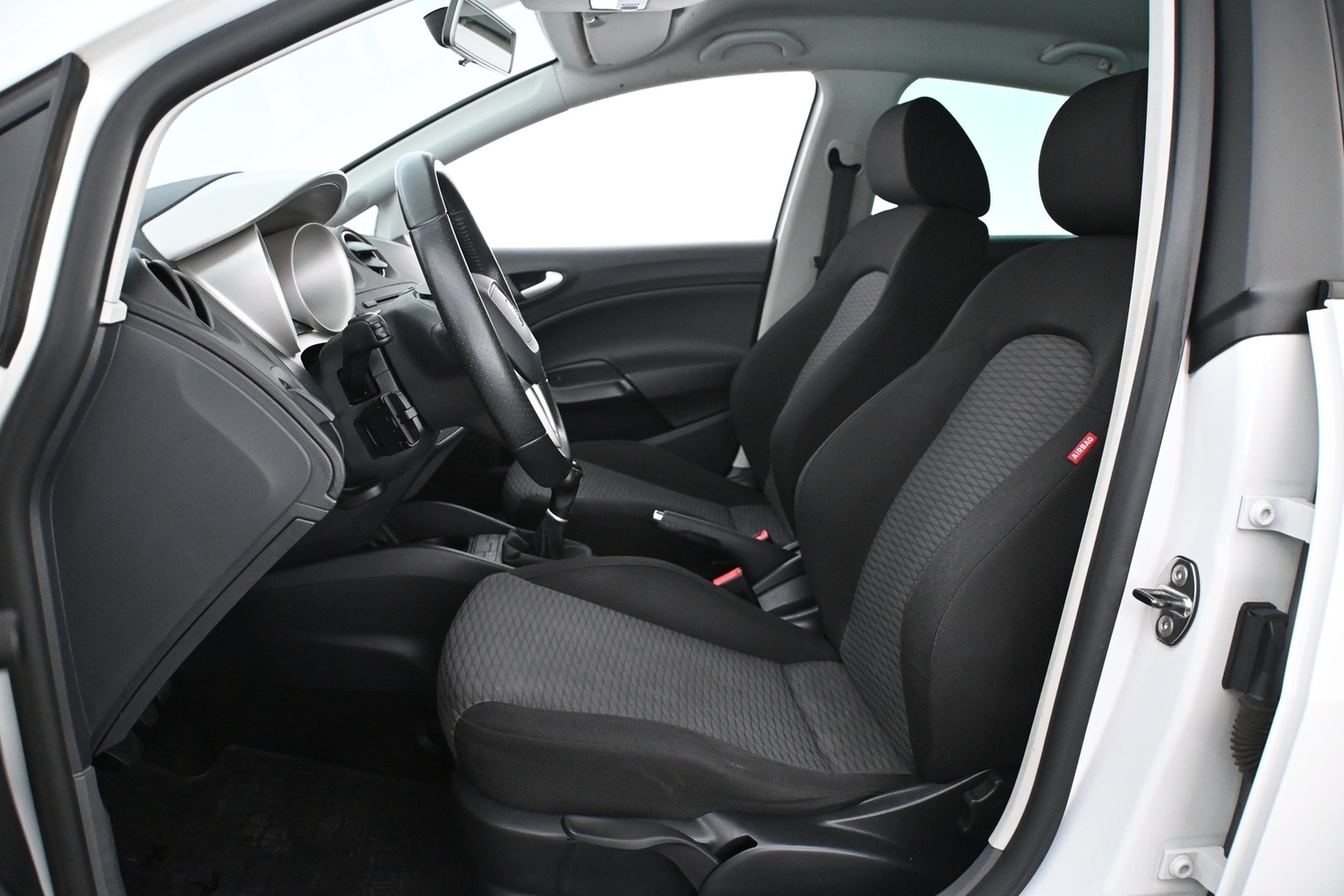 SEAT Ibiza vaihtoauto