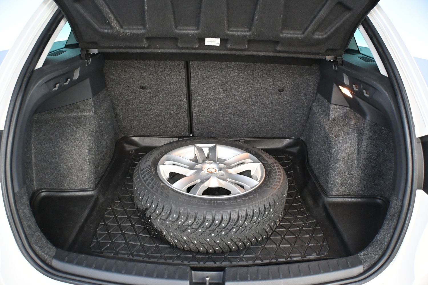 SEAT Ibiza vaihtoauto