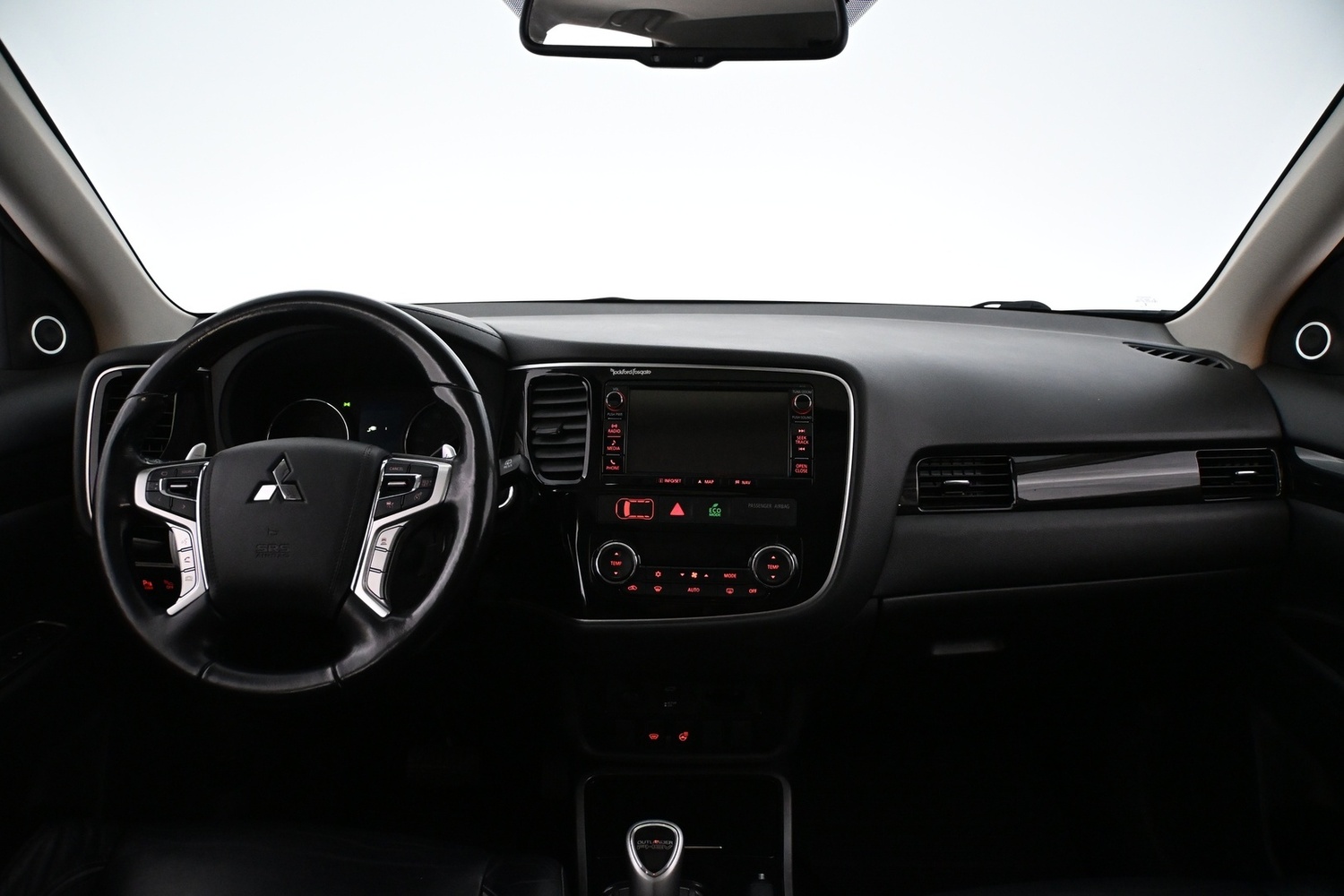 Mitsubishi Outlander PHEV vaihtoauto