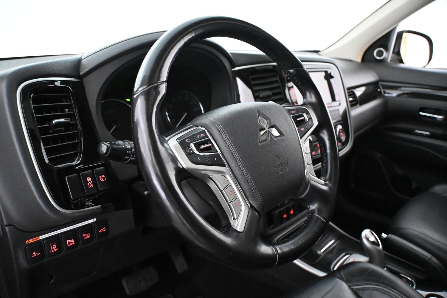 Mitsubishi Outlander PHEV vaihtoauto