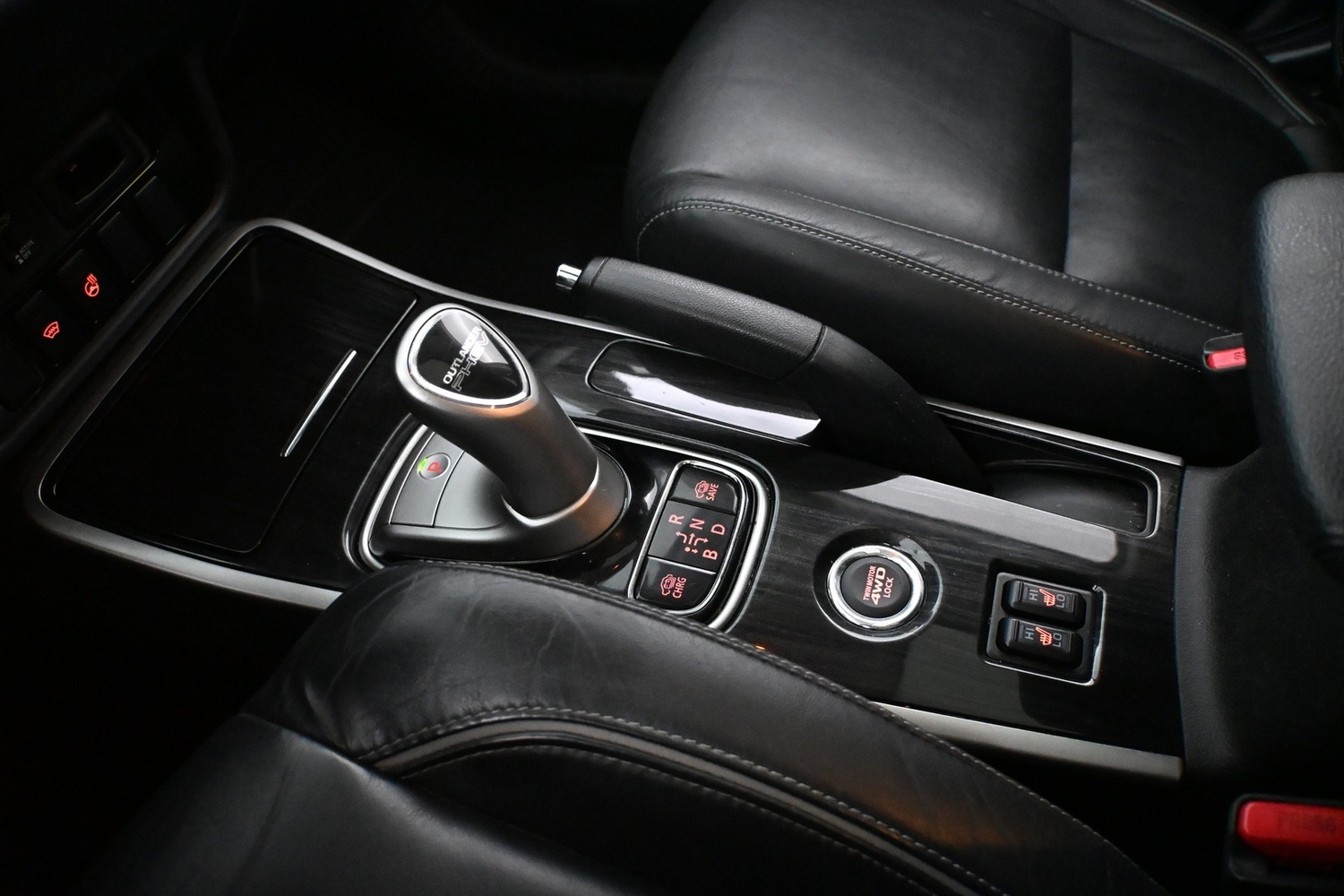 Mitsubishi Outlander PHEV vaihtoauto