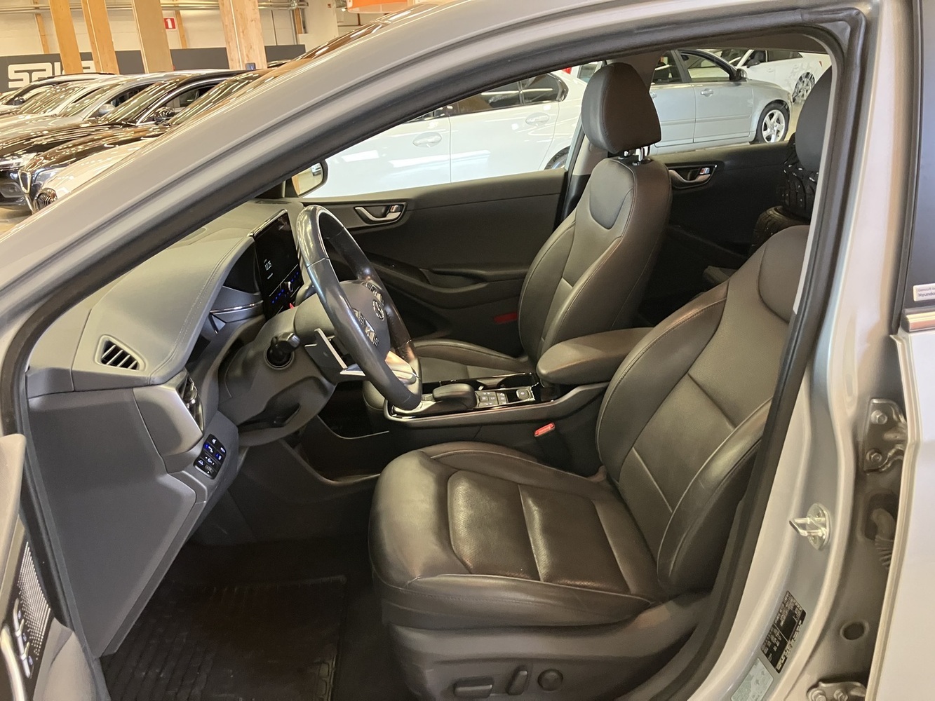 Hyundai IONIQ electric vaihtoauto