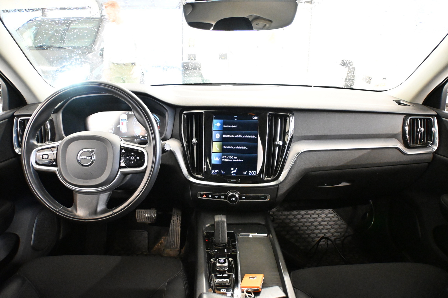 Volvo V60 vaihtoauto