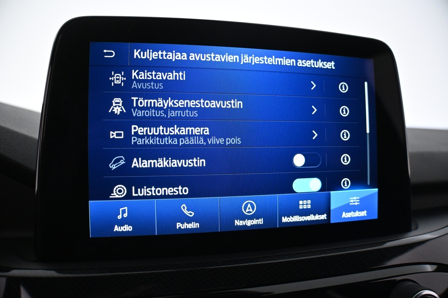Ford Kuga vaihtoauto