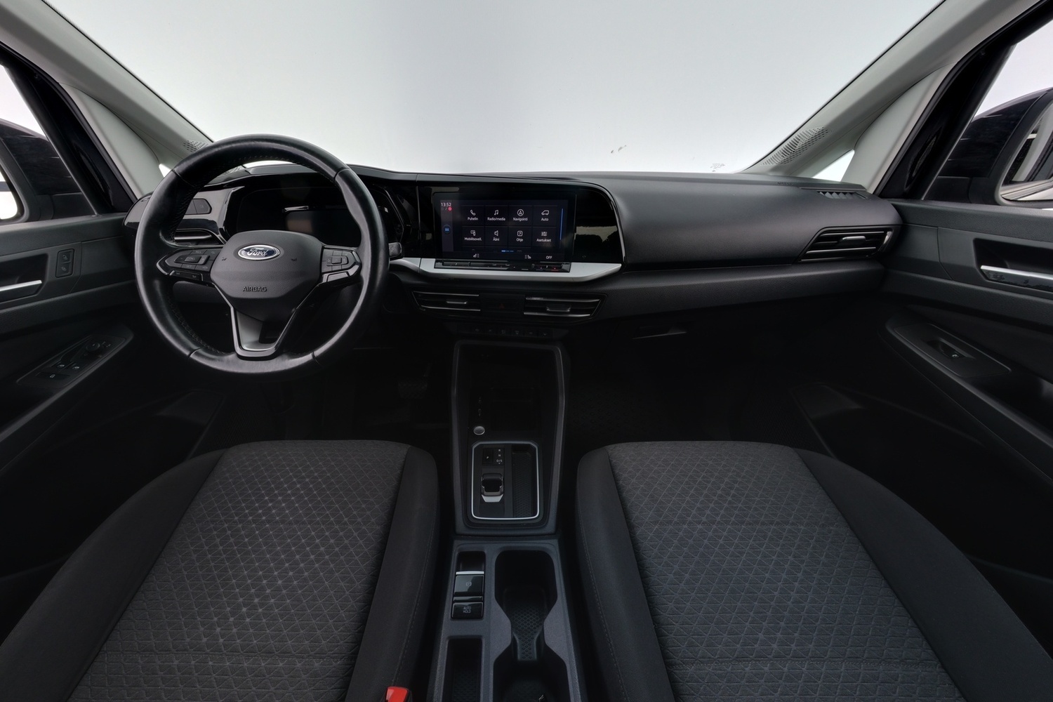 Ford Grand Tourneo Connect vaihtoauto