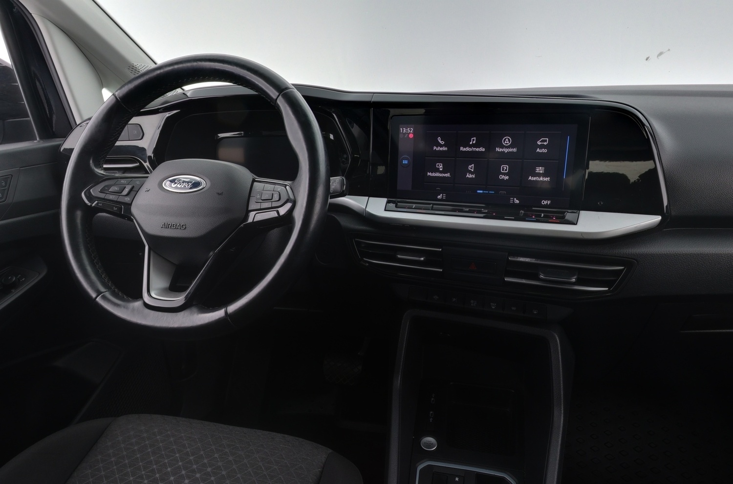 Ford Grand Tourneo Connect vaihtoauto