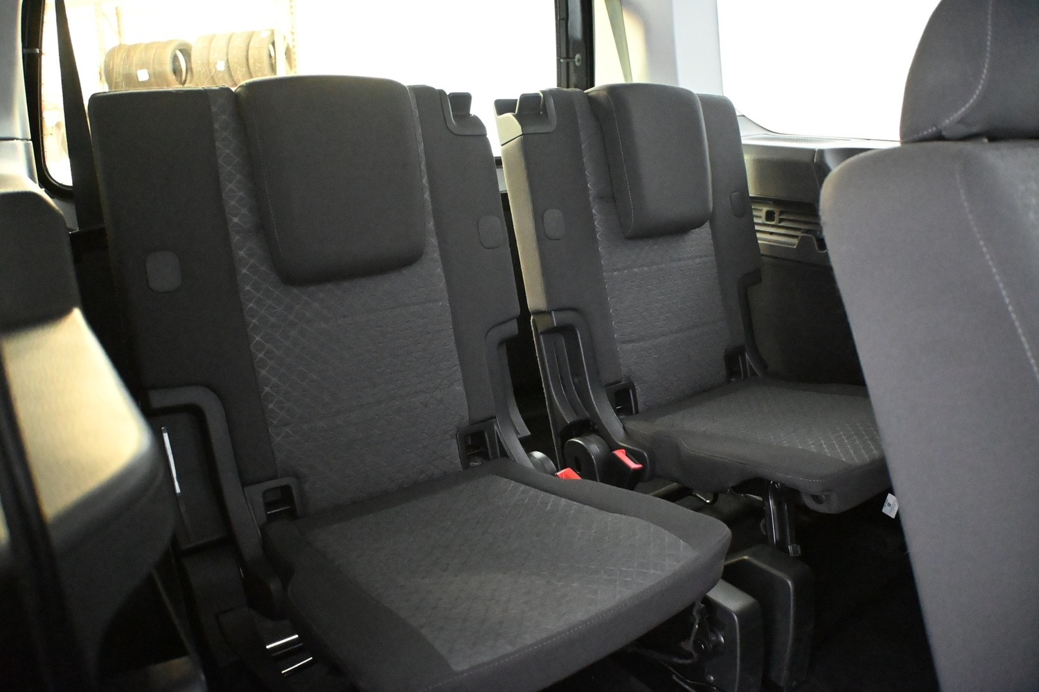 Ford Grand Tourneo Connect vaihtoauto