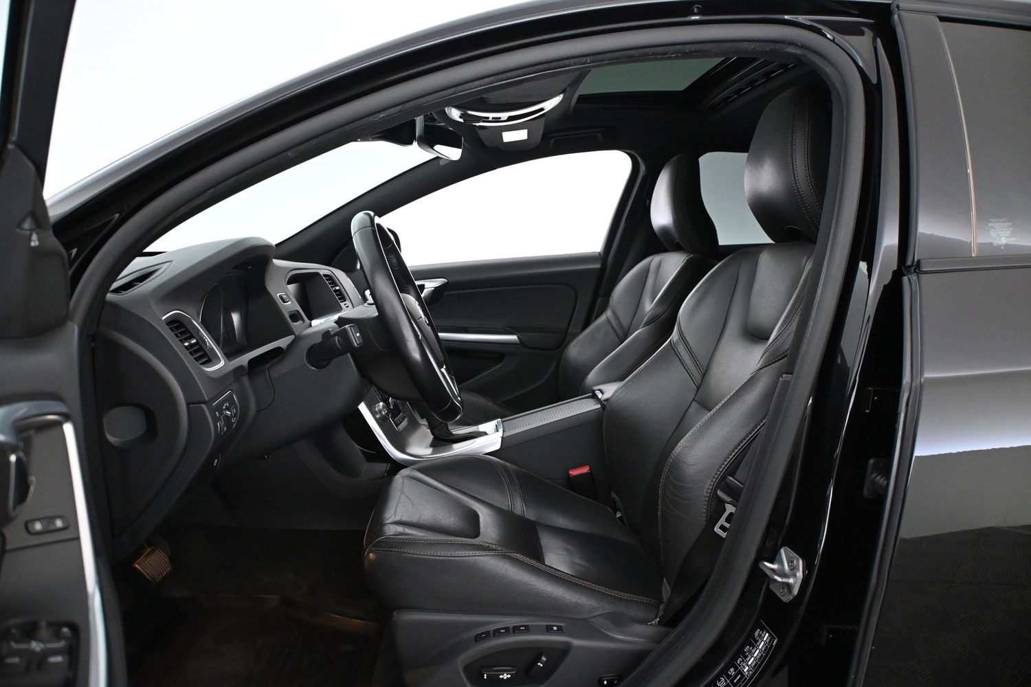 Volvo V60 Cross Country vaihtoauto