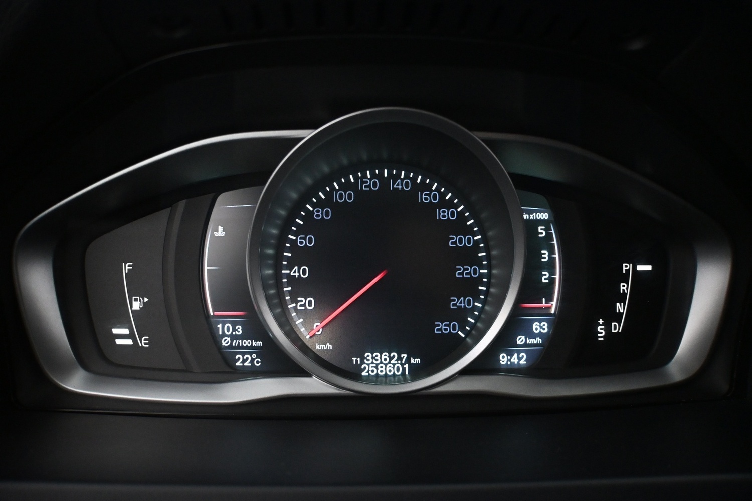 Volvo V60 Cross Country vaihtoauto