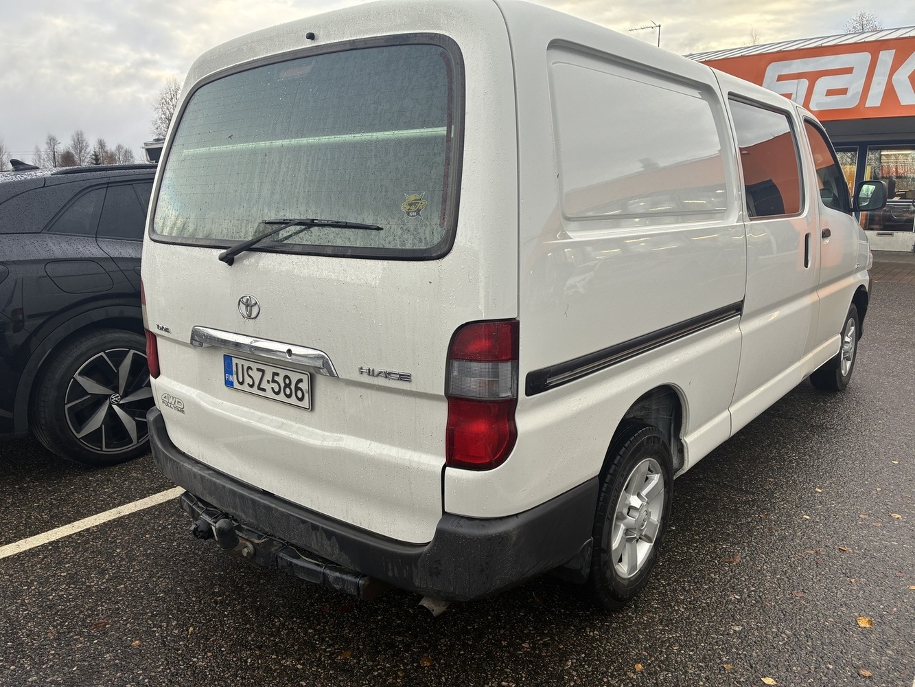 Toyota Hiace vaihtoauto