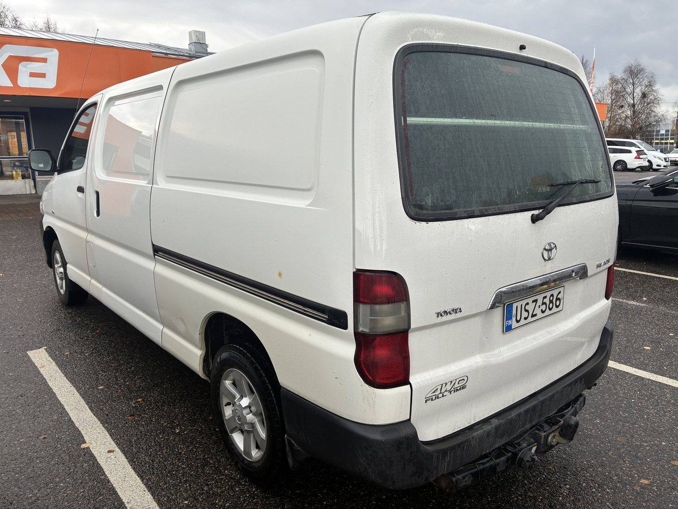 Toyota Hiace vaihtoauto