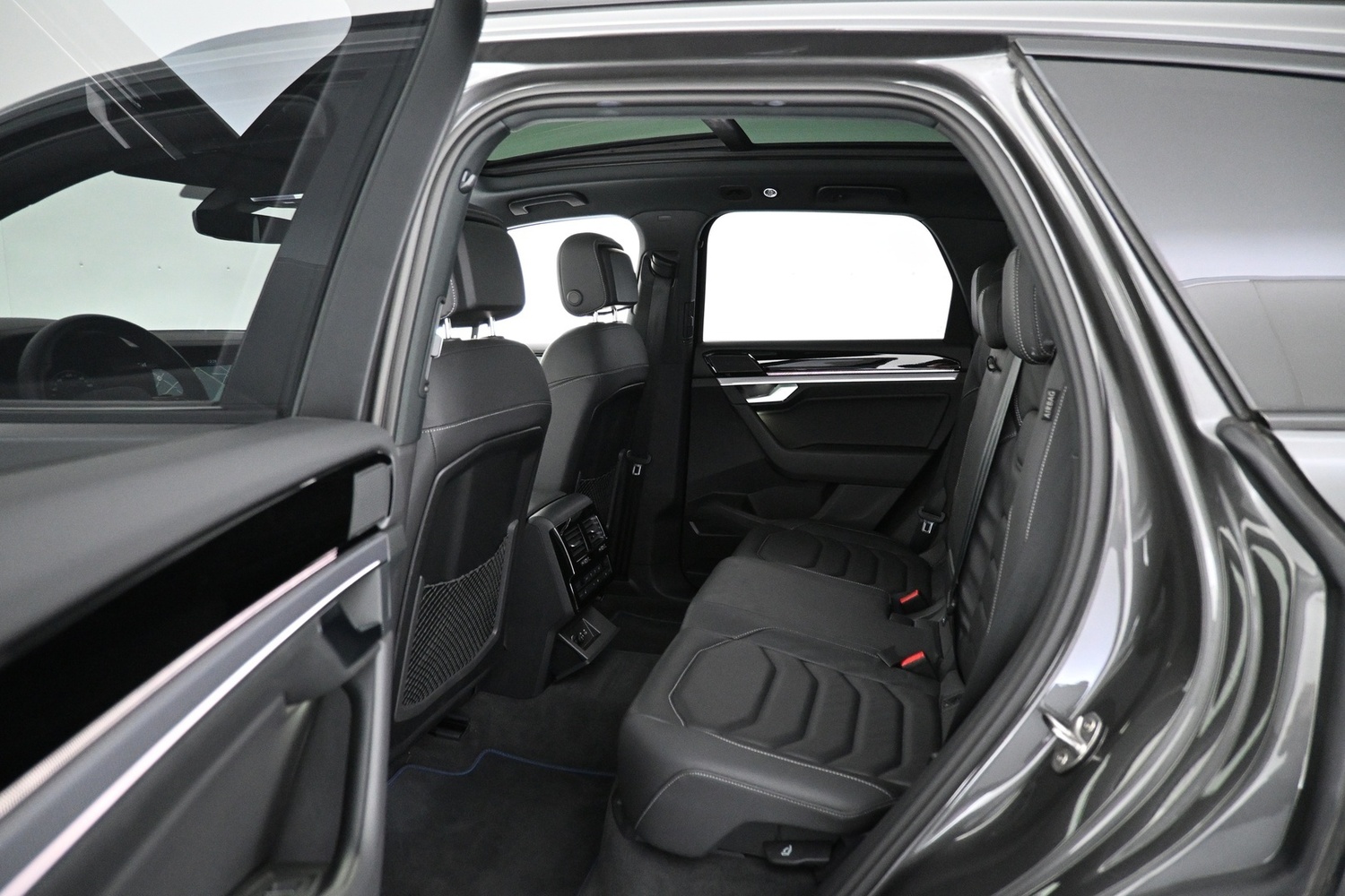 Volkswagen Touareg vaihtoauto