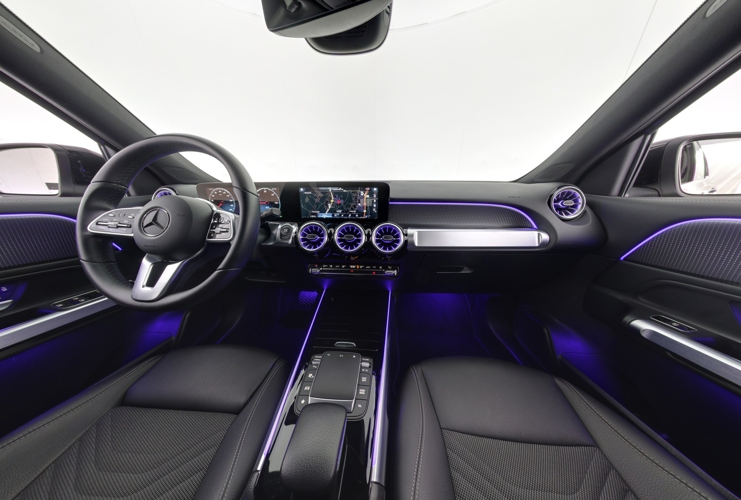 Mercedes-Benz EQB vaihtoauto