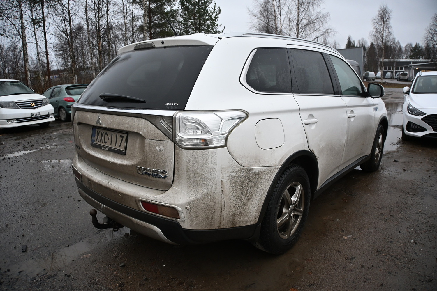 Mitsubishi Outlander PHEV vaihtoauto