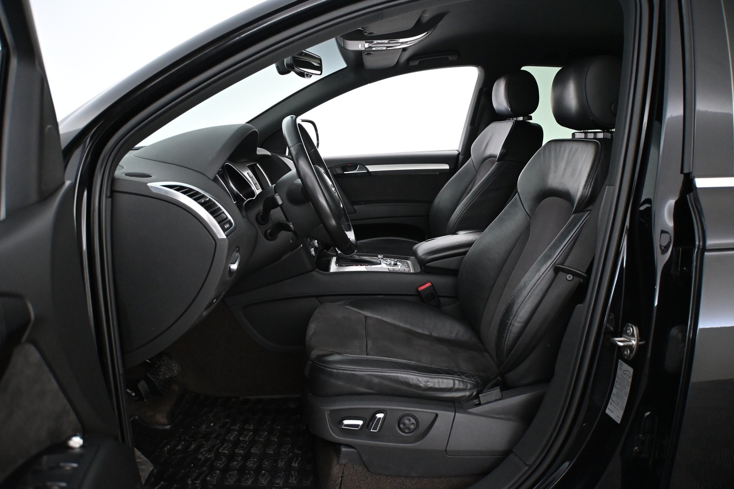 Audi Q7 vaihtoauto