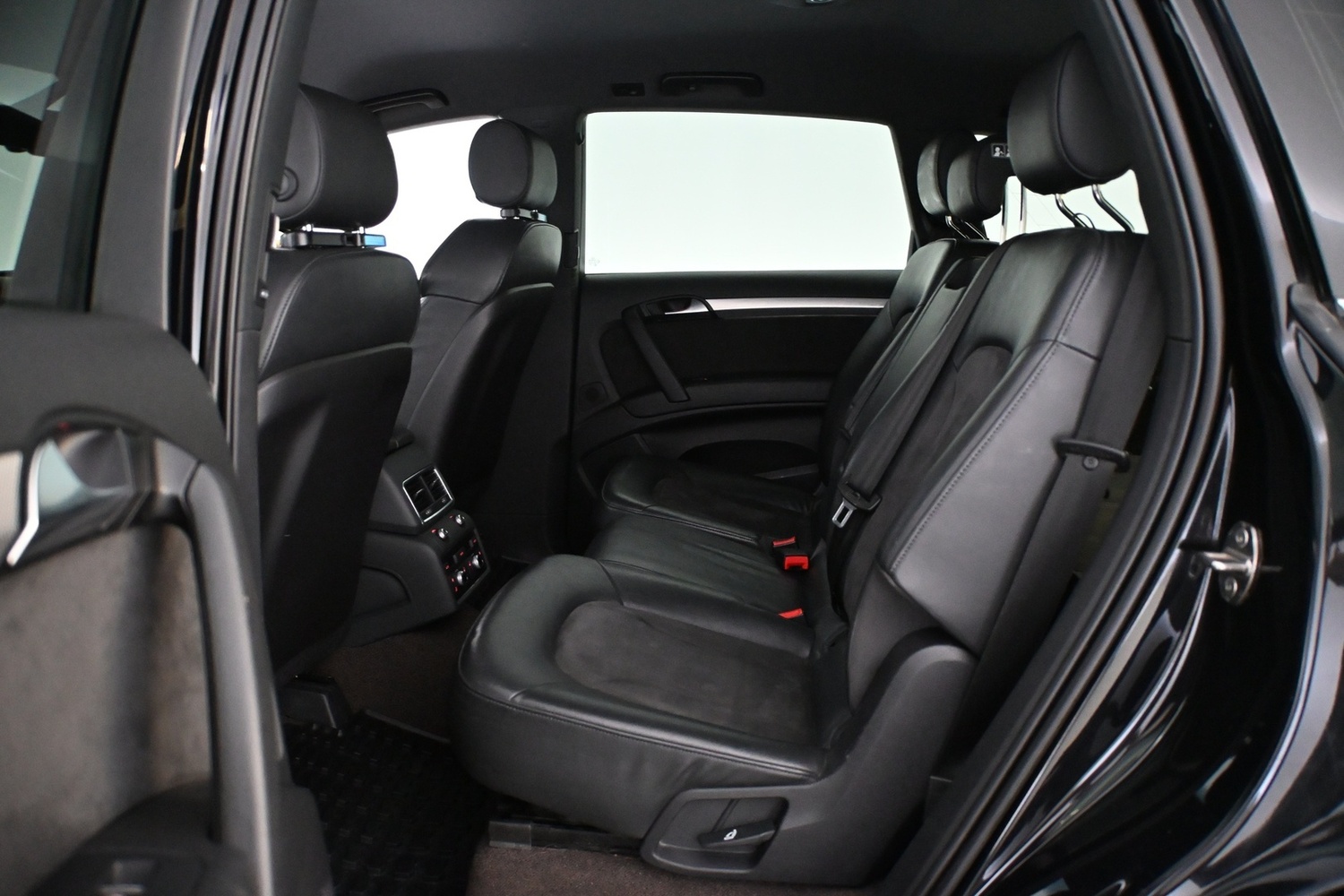 Audi Q7 vaihtoauto