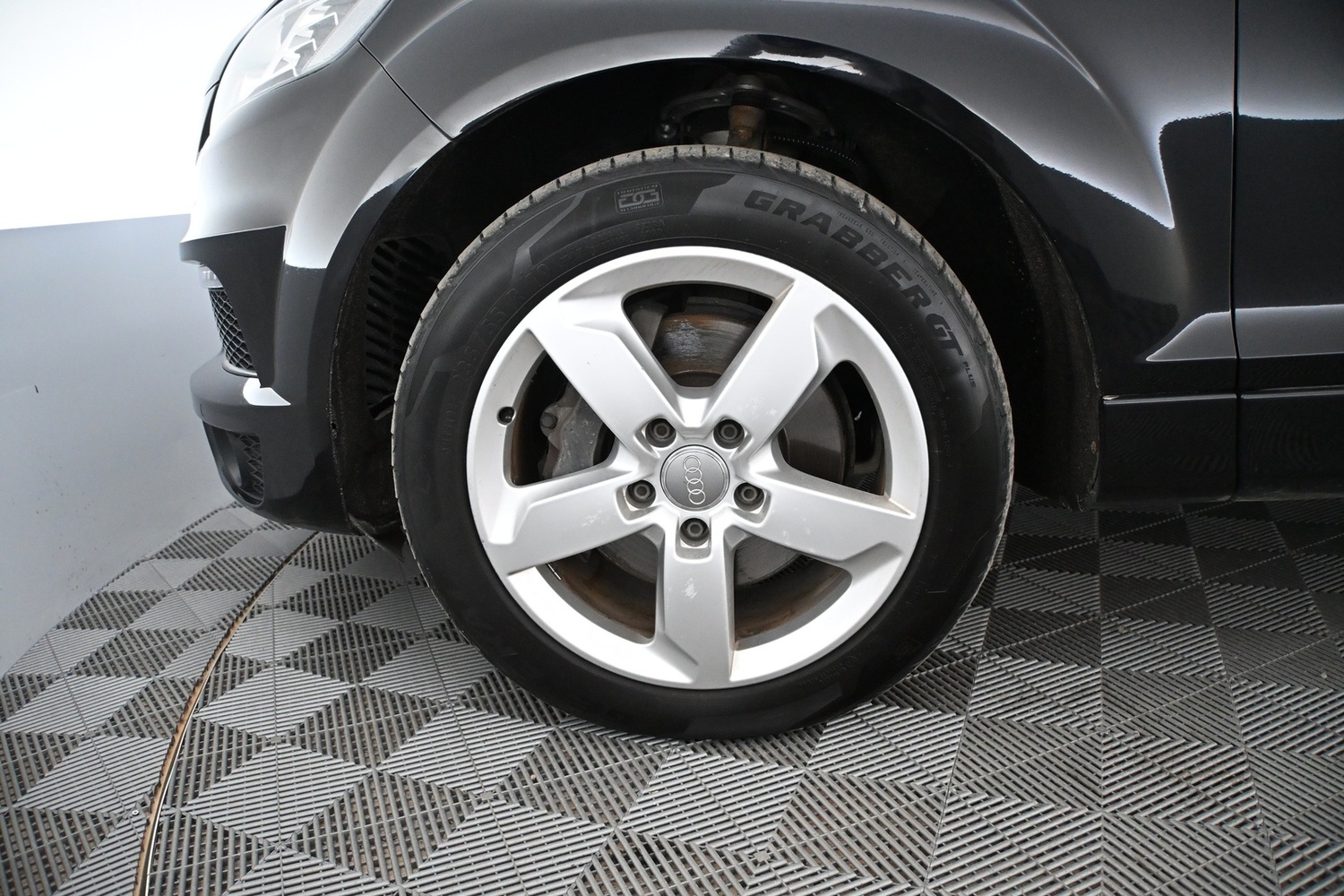 Audi Q7 vaihtoauto
