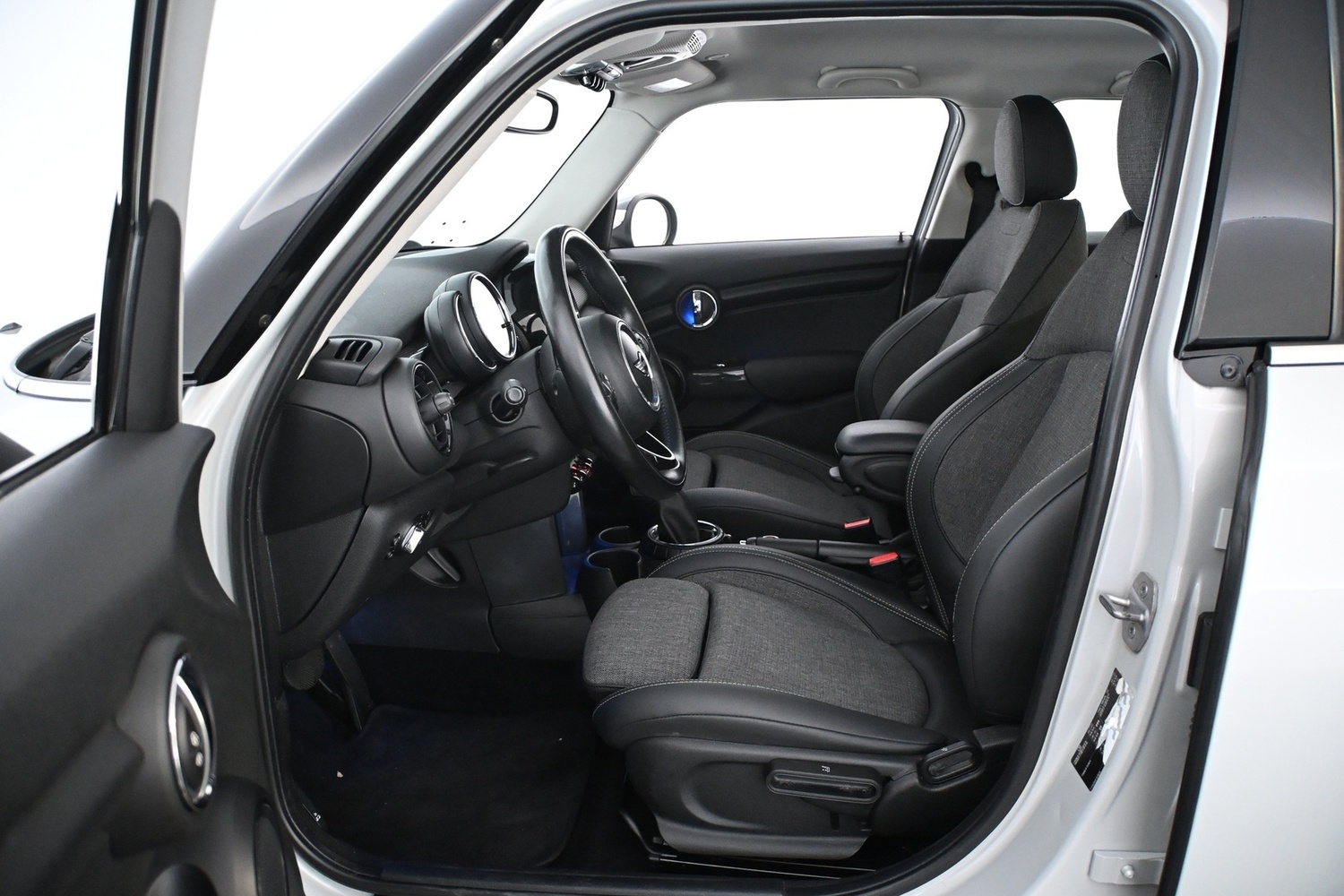 Mini Cooper vaihtoauto