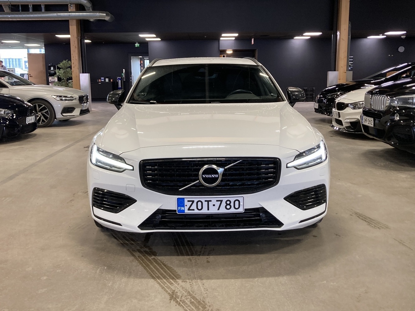 Volvo V60 vaihtoauto