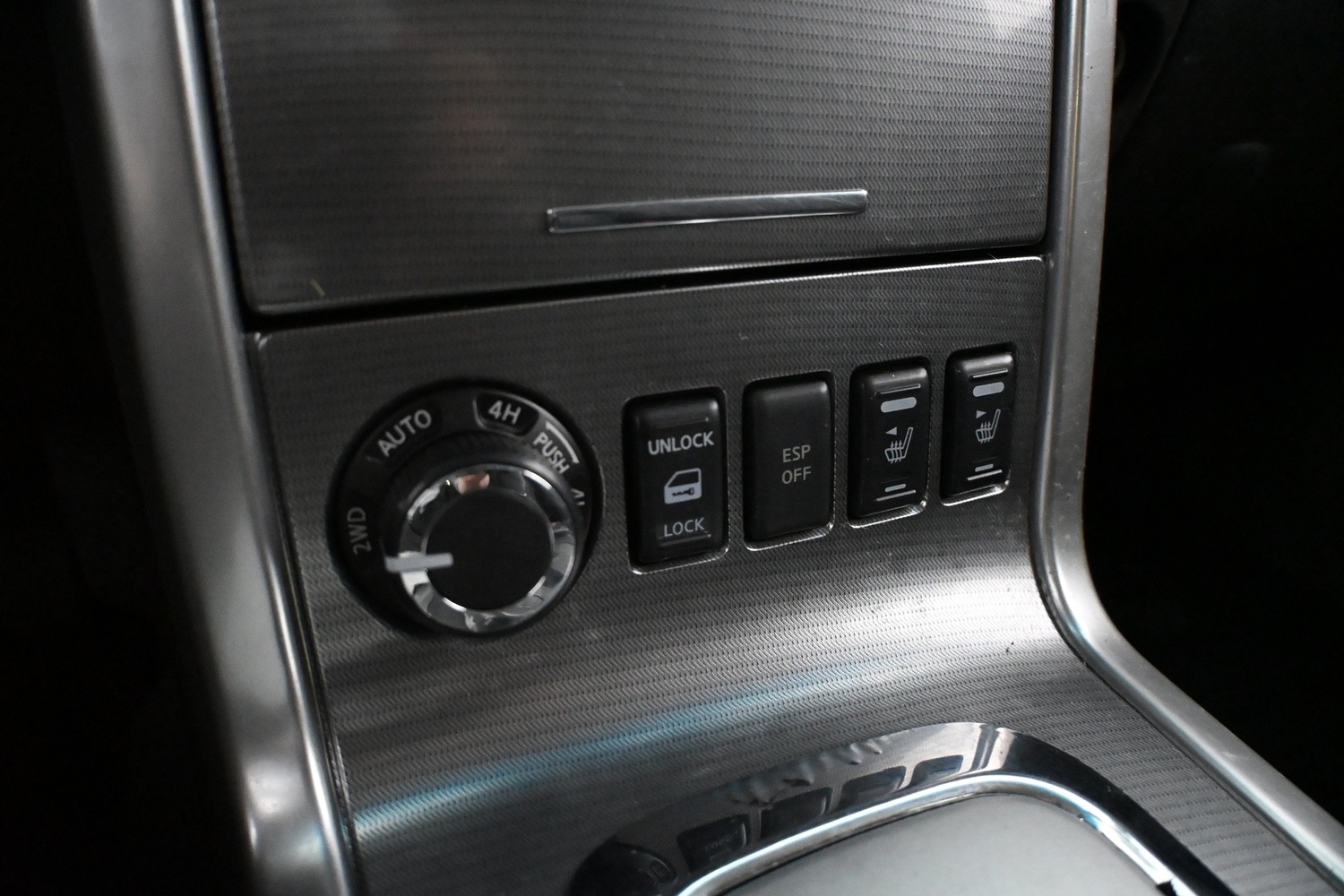 Nissan Pathfinder vaihtoauto