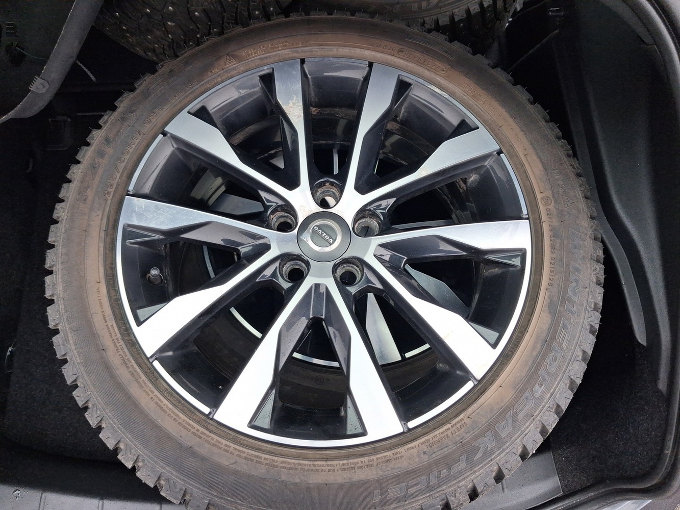 Volvo V40 Cross Country vaihtoauto