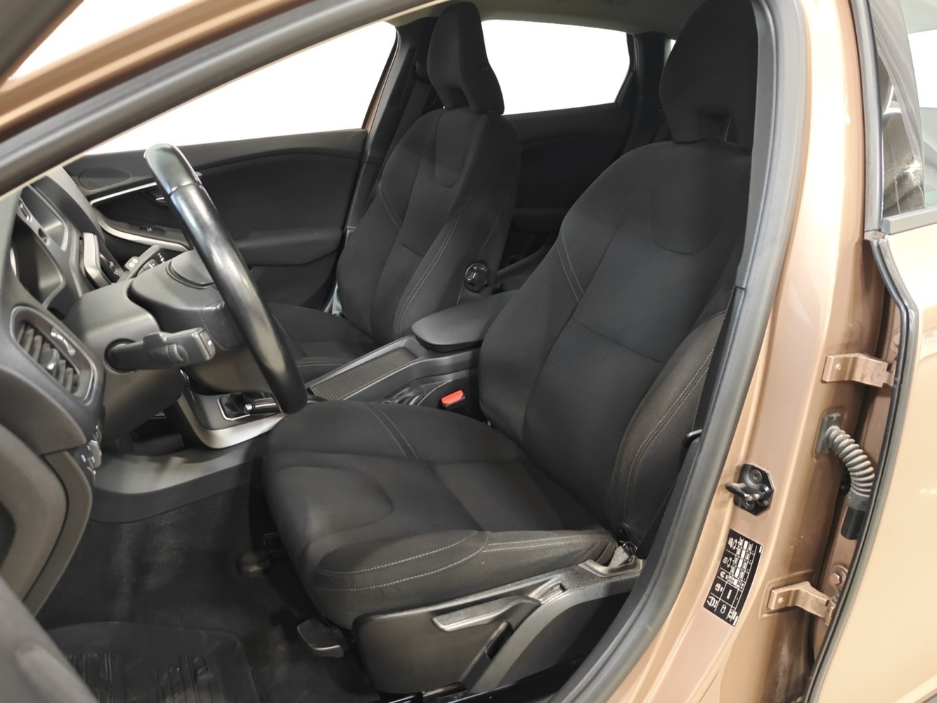 Volvo V40 Cross Country vaihtoauto