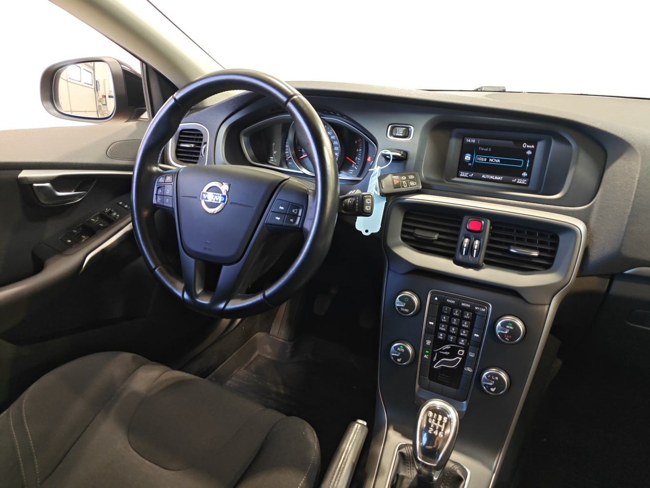 Volvo V40 Cross Country vaihtoauto