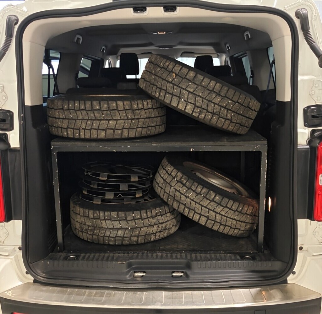 Toyota Proace Verso vaihtoauto