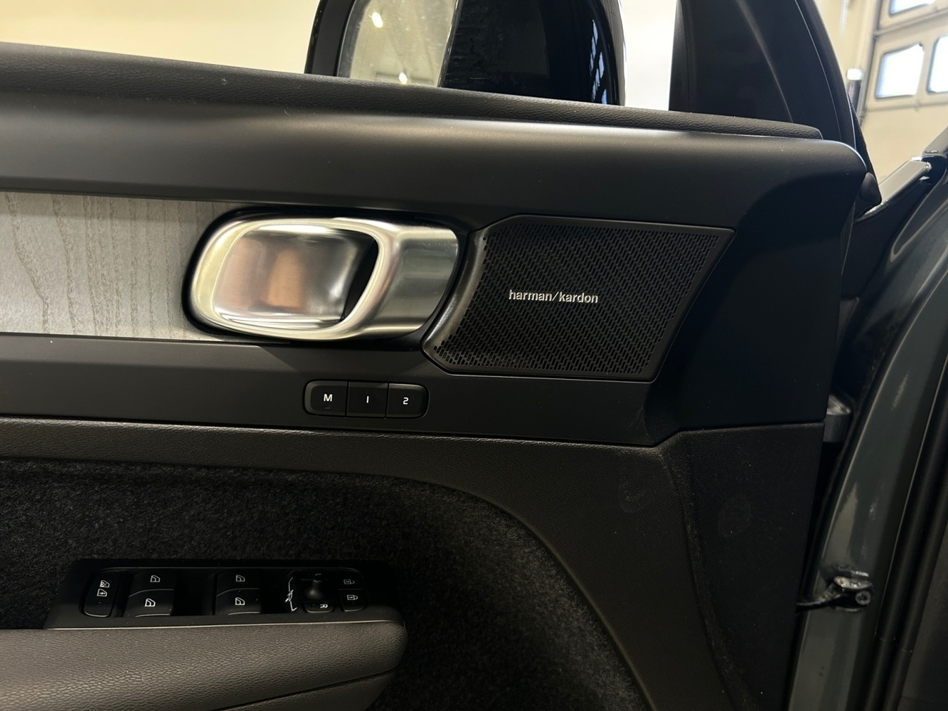 Volvo EX40 vaihtoauto