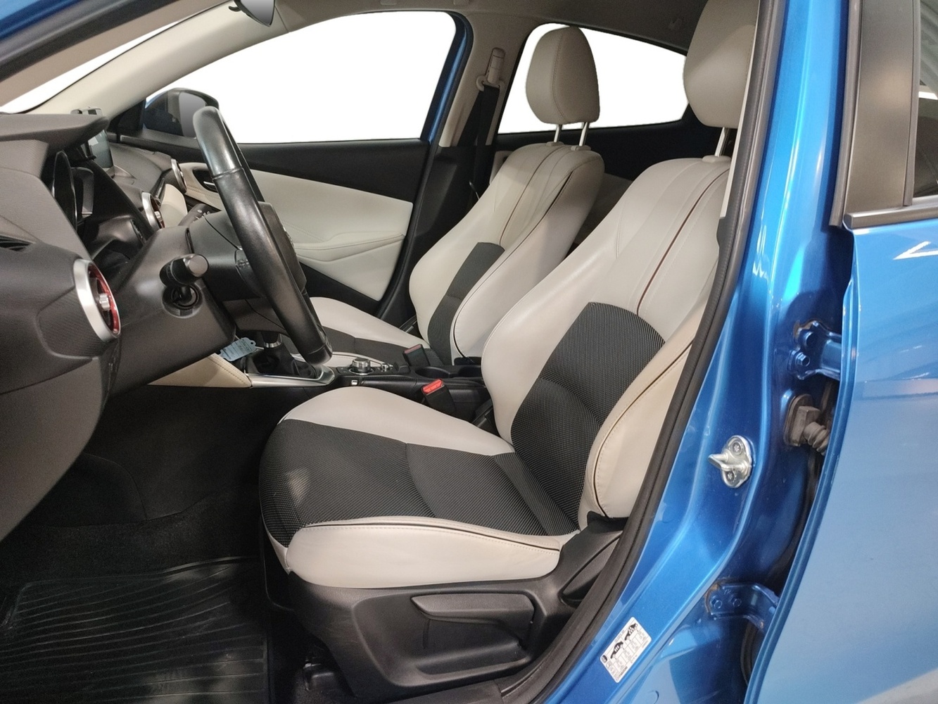 Mazda 2 vaihtoauto