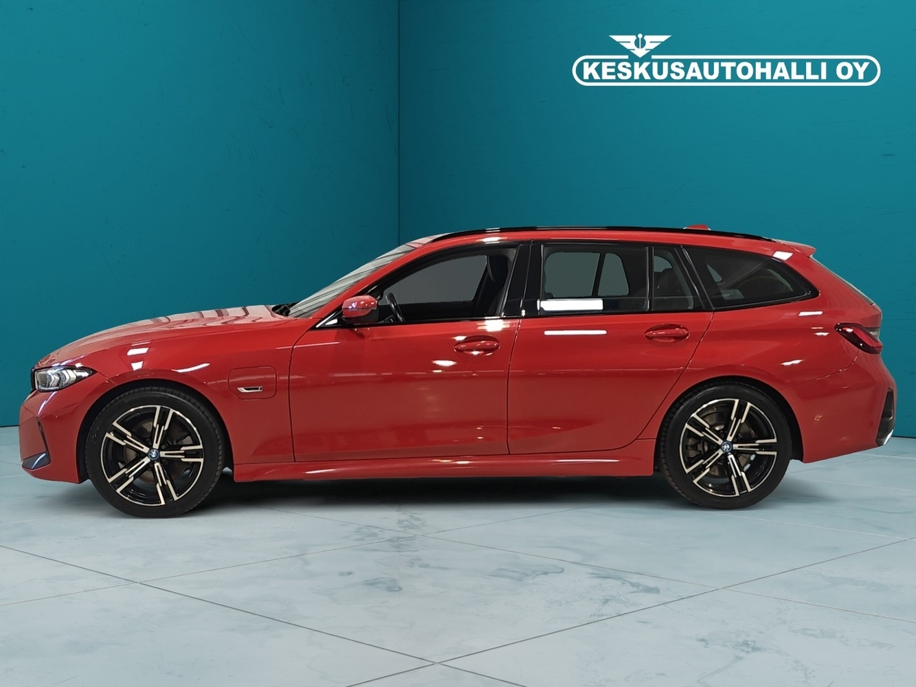 BMW 330 vaihtoauto