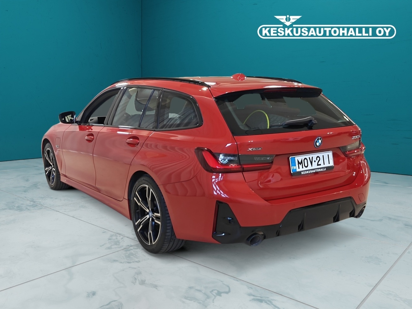 BMW 330 vaihtoauto