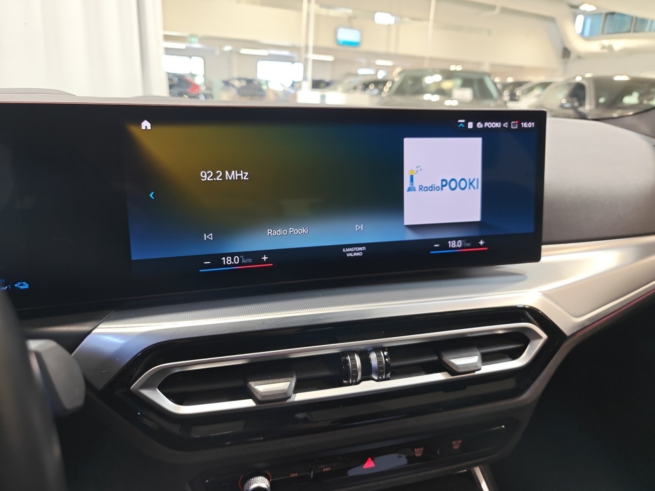 BMW 330 vaihtoauto