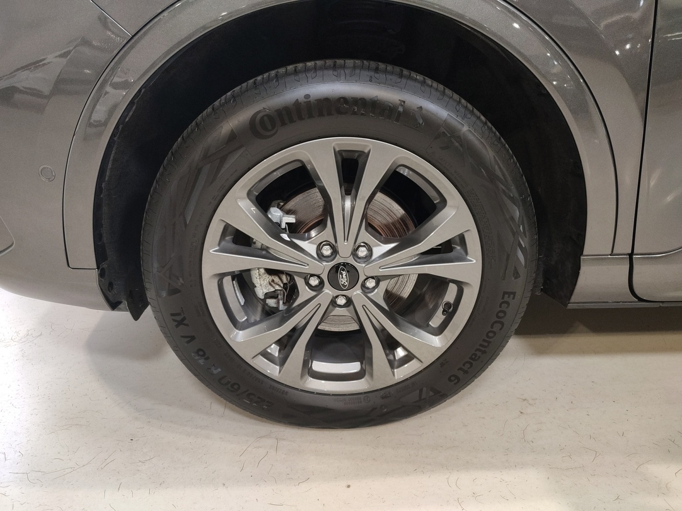 Ford Kuga vaihtoauto