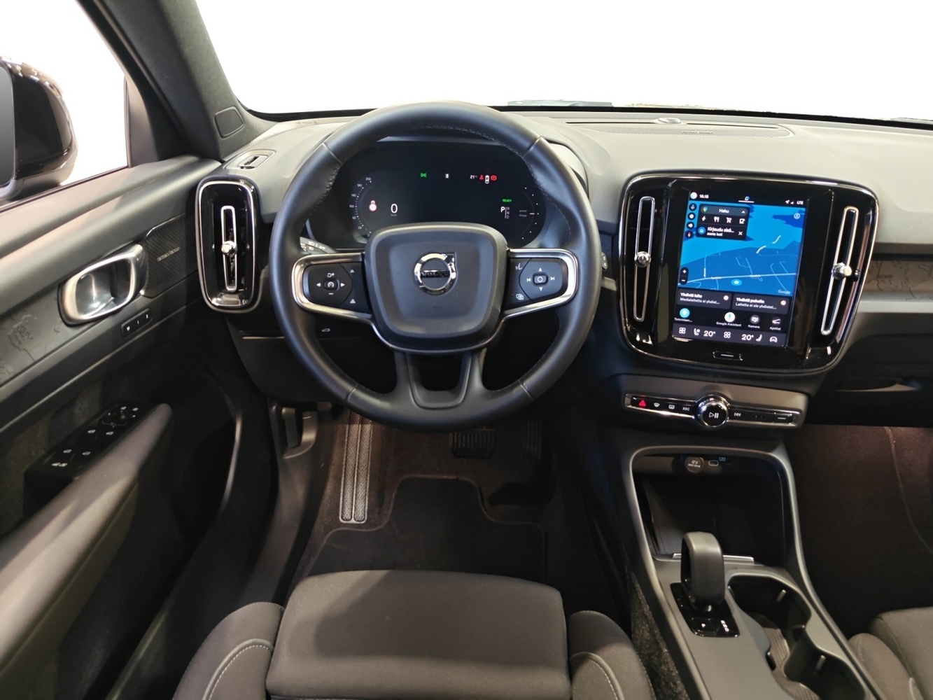 Volvo EX40 vaihtoauto