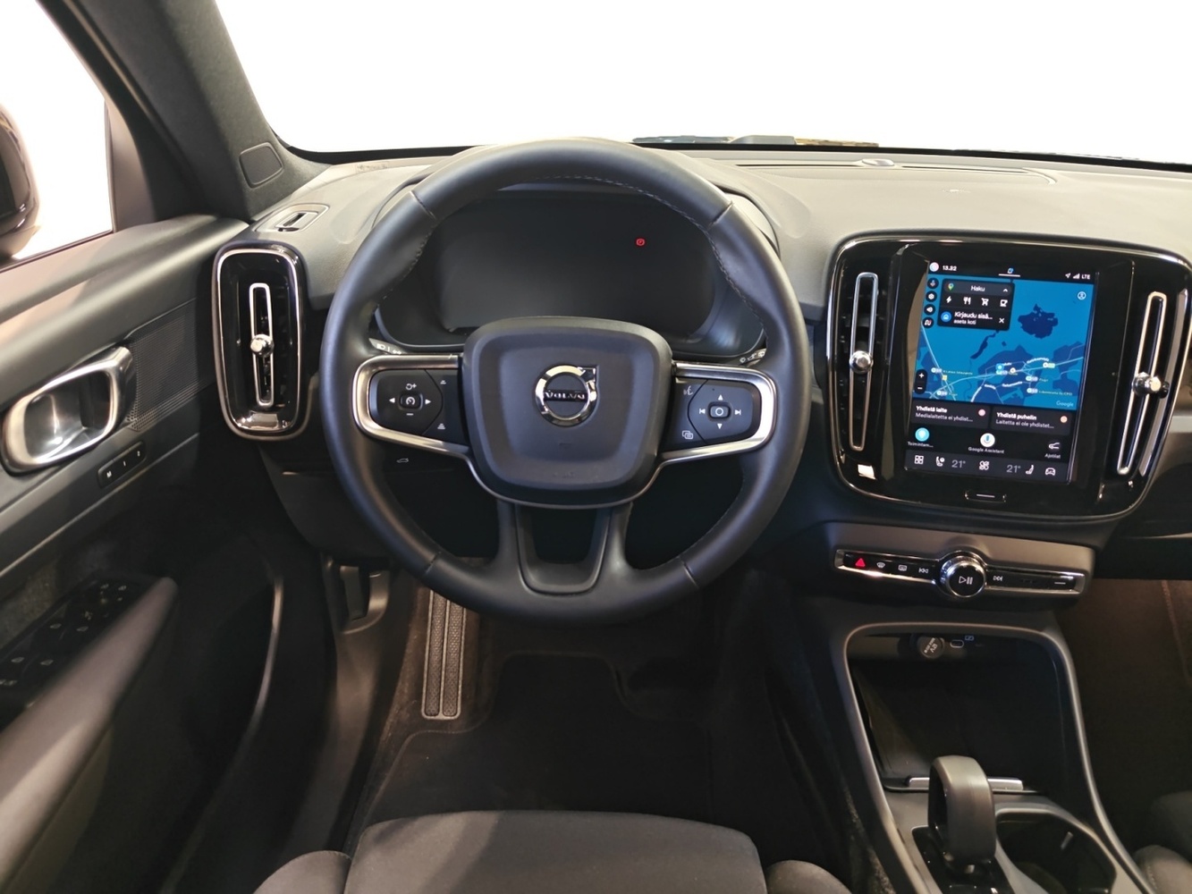 Volvo EX40 vaihtoauto