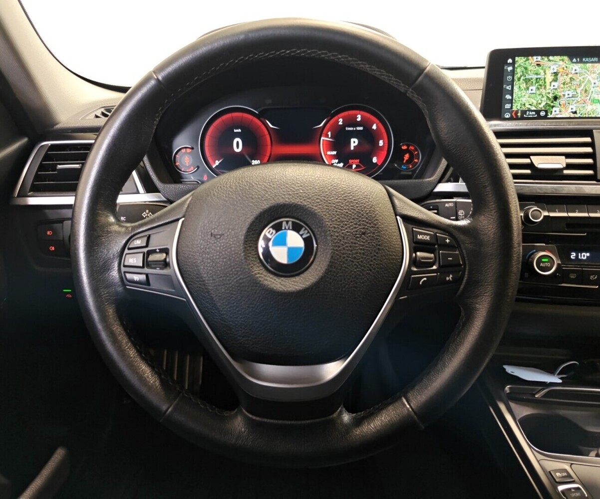 BMW 320 vaihtoauto