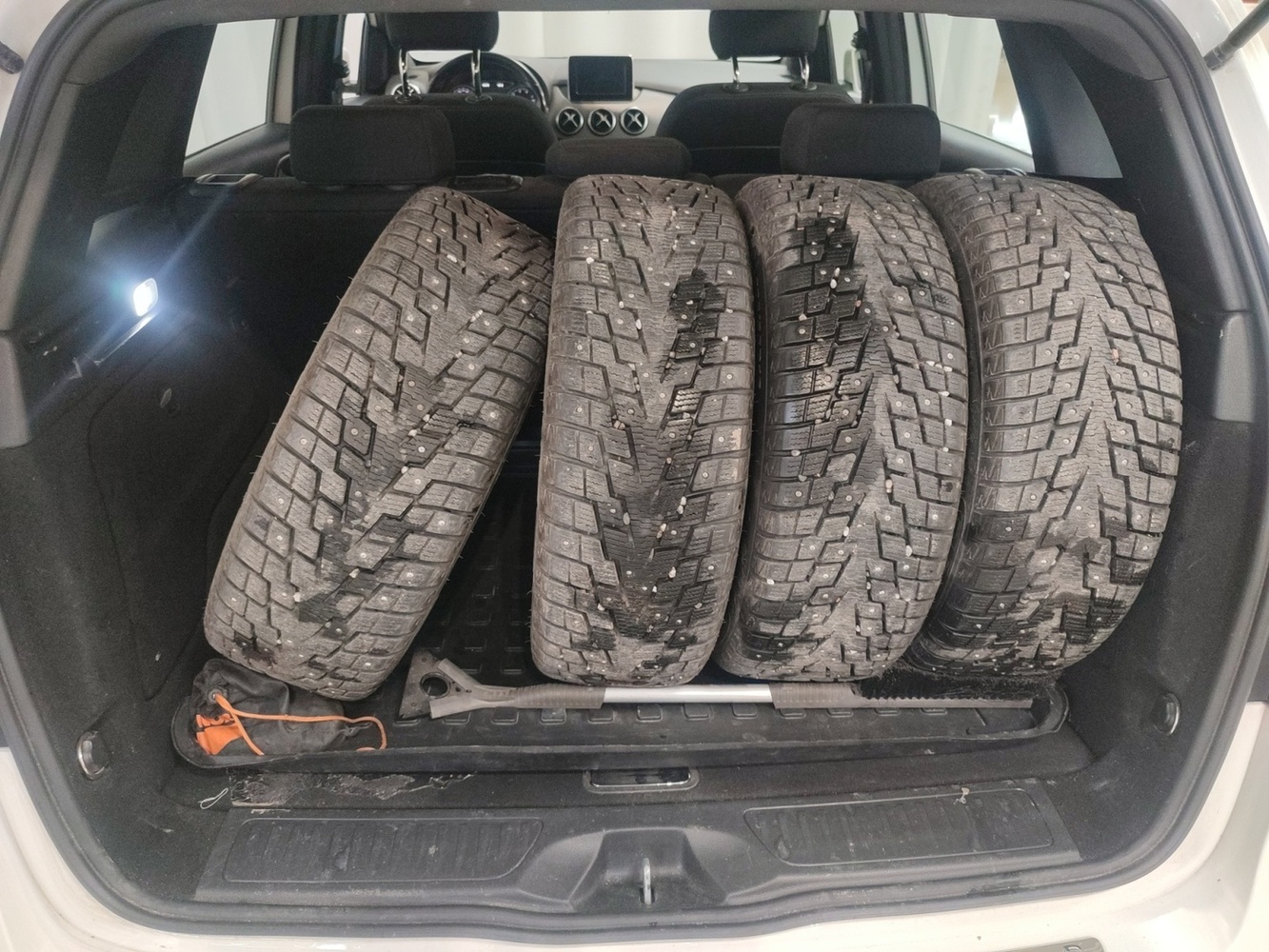 Mercedes-Benz B vaihtoauto