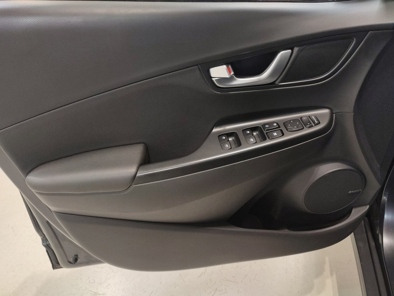 Hyundai Kona vaihtoauto
