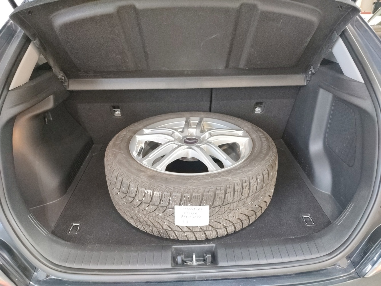 Hyundai Kona vaihtoauto