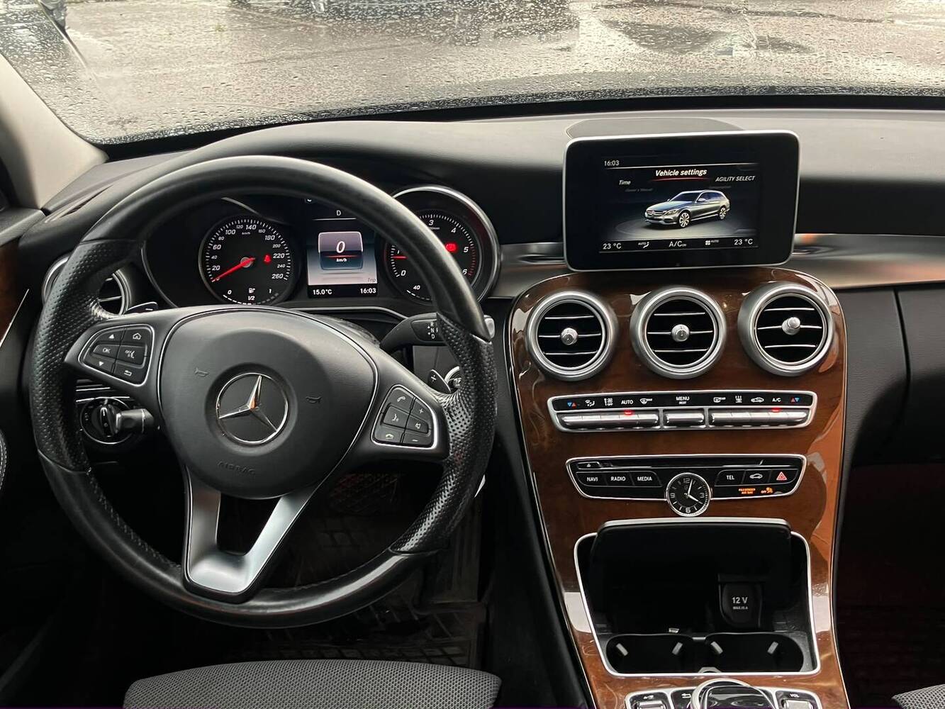 Mercedes-Benz C vaihtoauto