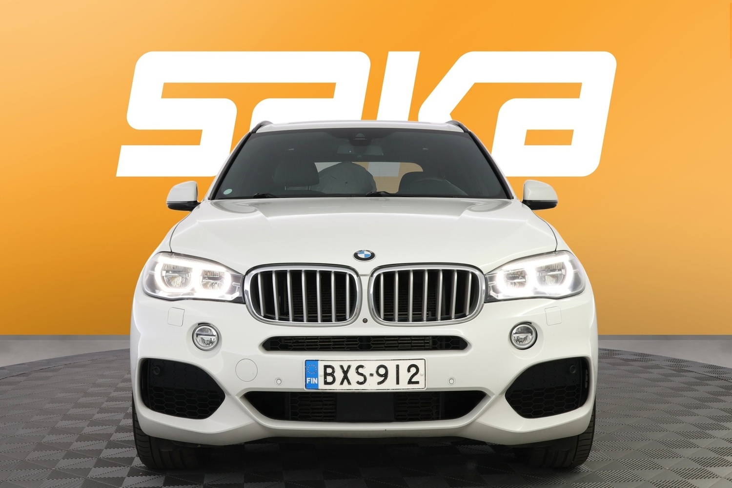 BMW X5 vaihtoauto
