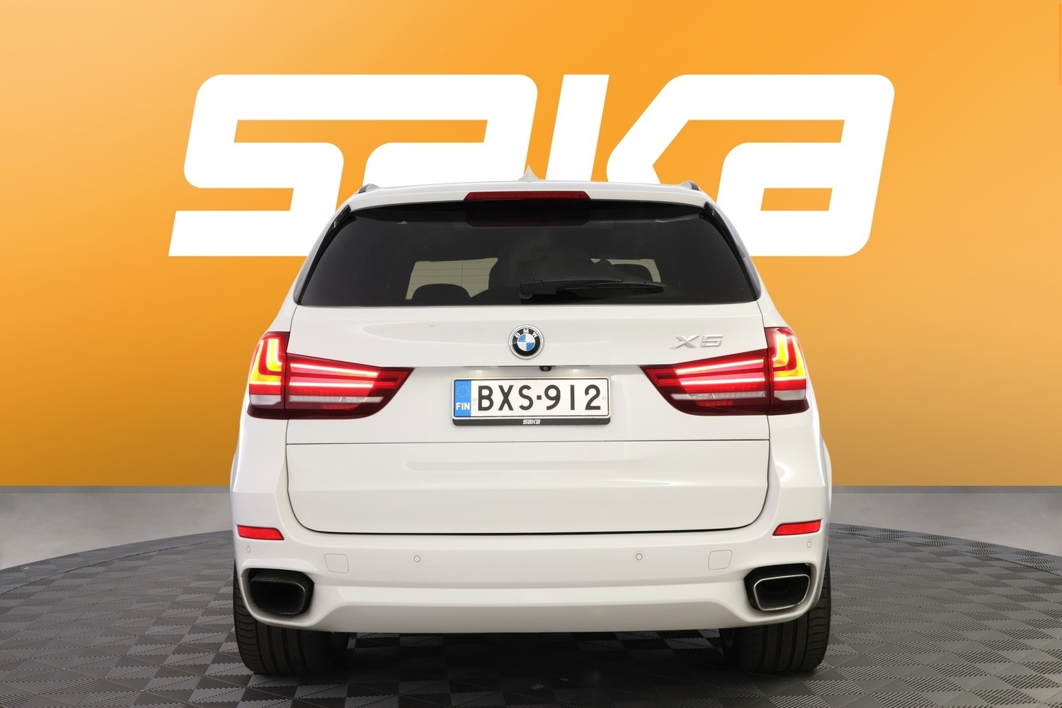 BMW X5 vaihtoauto