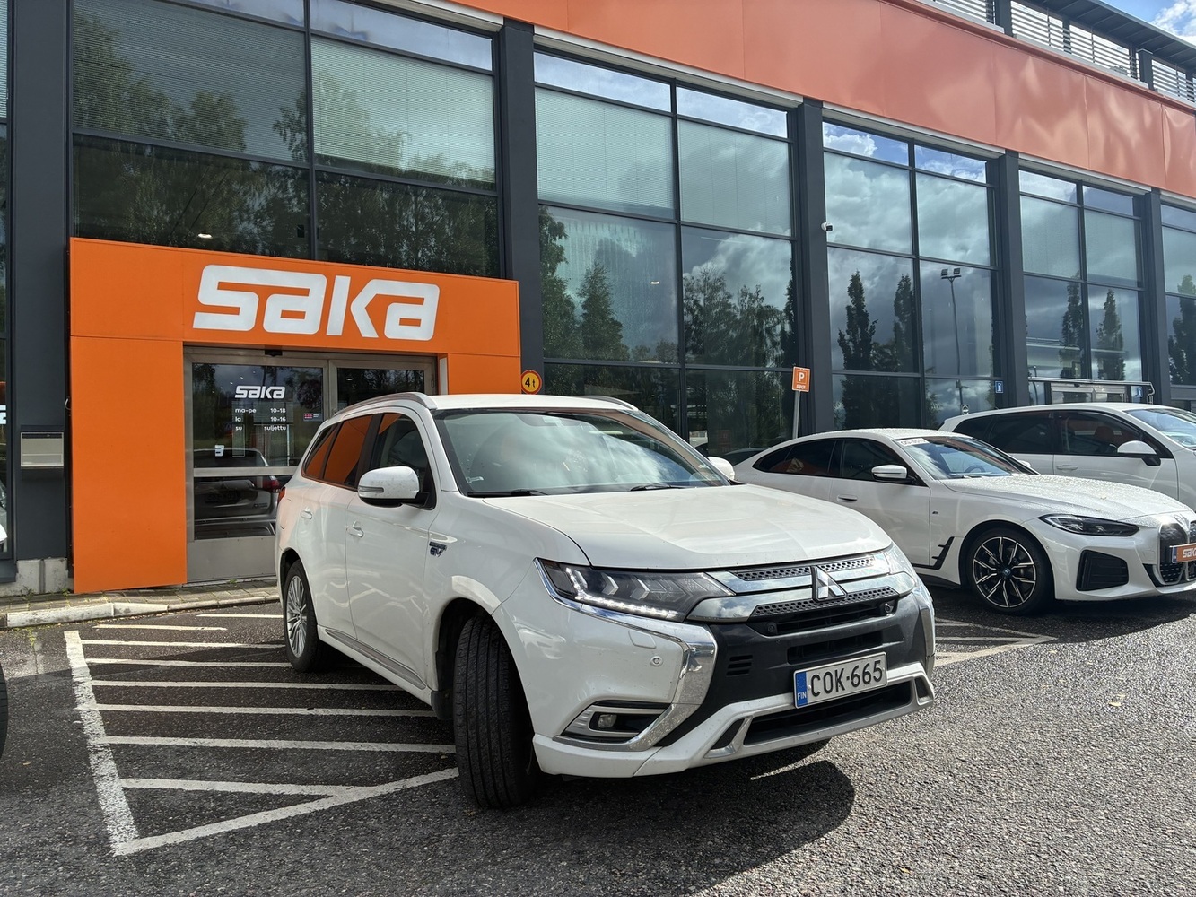 Mitsubishi Outlander PHEV vaihtoauto