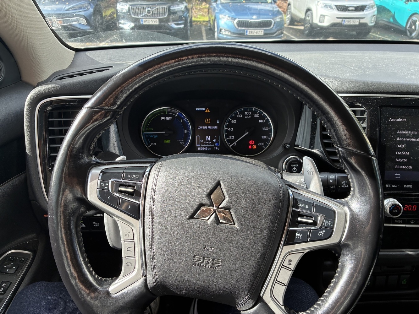 Mitsubishi Outlander PHEV vaihtoauto