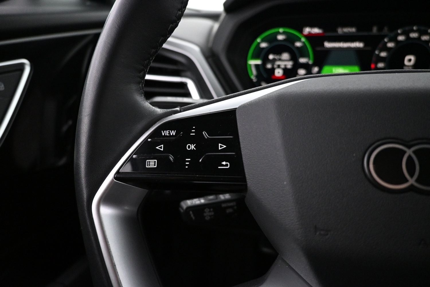 Audi Q4 e-tron vaihtoauto